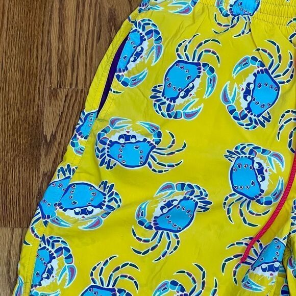Ike Behar New York Lined Crab Swim Trunks. Size Large. - Picture 2 of 9